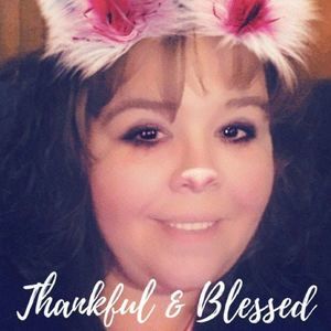 Meet your Posher, Cynthia